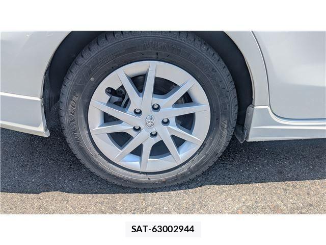 Toyota PRIUS ALPHA 2014-02 6911533-27