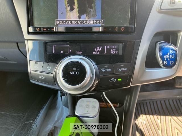 Toyota PRIUS ALPHA 2014-11 6911532-18