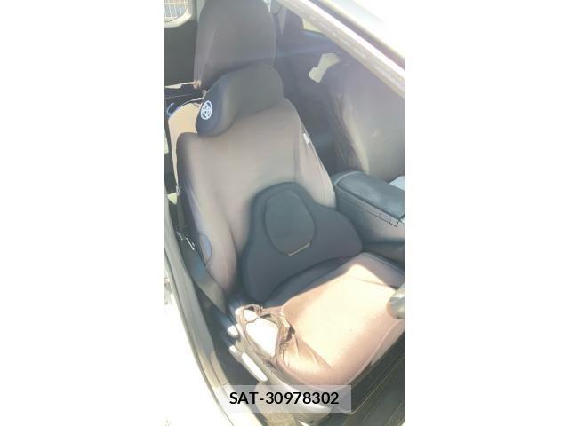 Toyota PRIUS ALPHA 2014-11 6911532-22