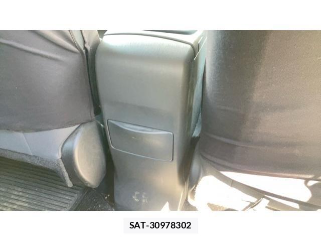 Toyota PRIUS ALPHA 2014-11 6911532-28