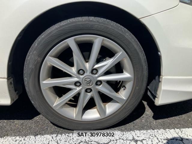 Toyota PRIUS ALPHA 2014-11 6911532-5
