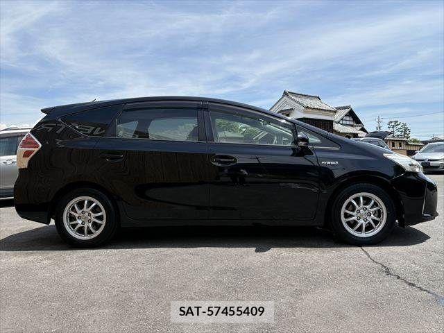 Toyota PRIUS ALPHA 2015-02 6911523-17