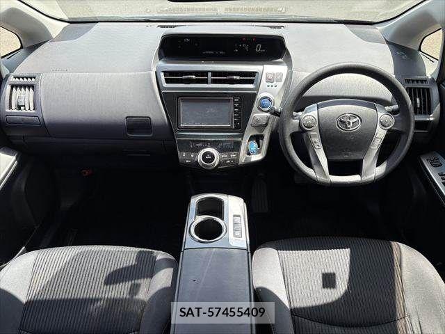 Toyota PRIUS ALPHA 2015-02 6911523-2