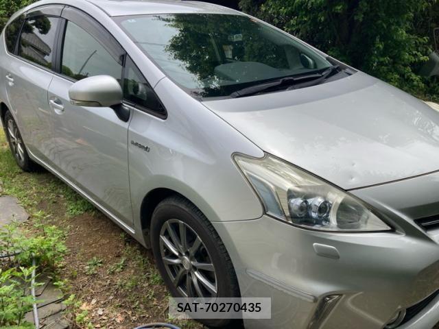 Toyota PRIUS ALPHA 2012-07 6911565-1