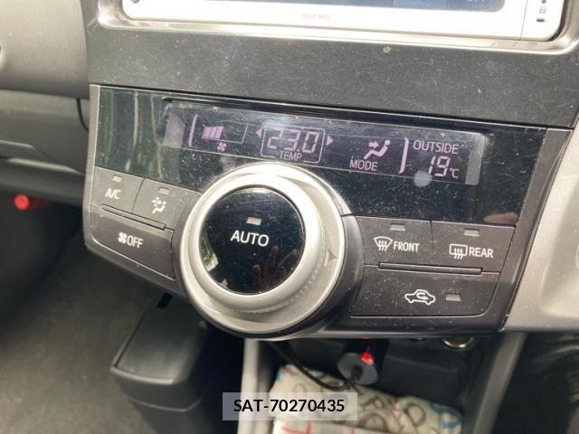 Toyota PRIUS ALPHA 2012-07 6911565-19