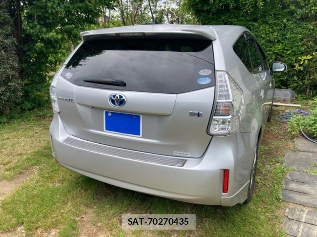 Toyota PRIUS ALPHA 2012-07 6911565-2