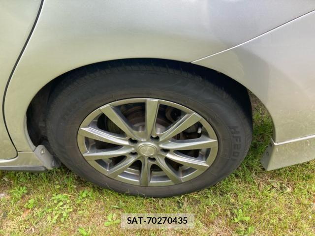 Toyota PRIUS ALPHA 2012-07 6911565-4