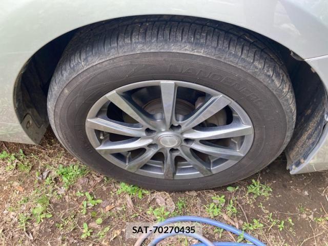 Toyota PRIUS ALPHA 2012-07 6911565-6