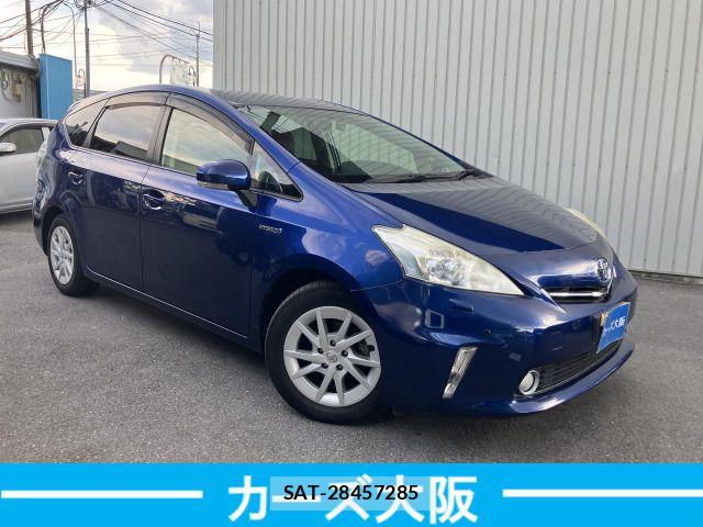 Toyota PRIUS ALPHA 2013-03 6902716-1