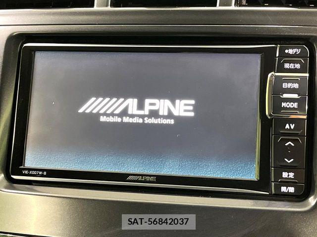 Toyota PRIUS ALPHA 2014-03 6911519-2
