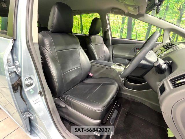 Toyota PRIUS ALPHA 2014-03 6911519-7