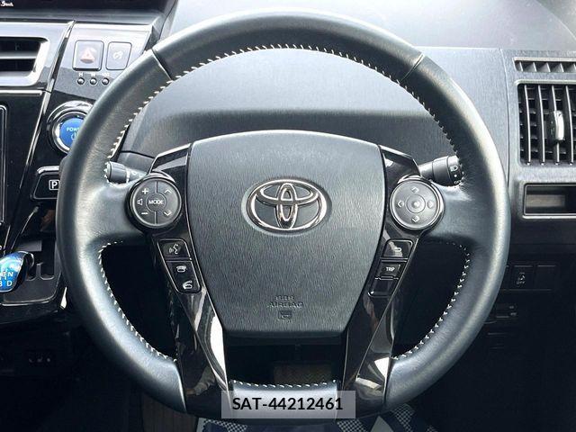 Toyota PRIUS ALPHA 2017-02 6911515-9