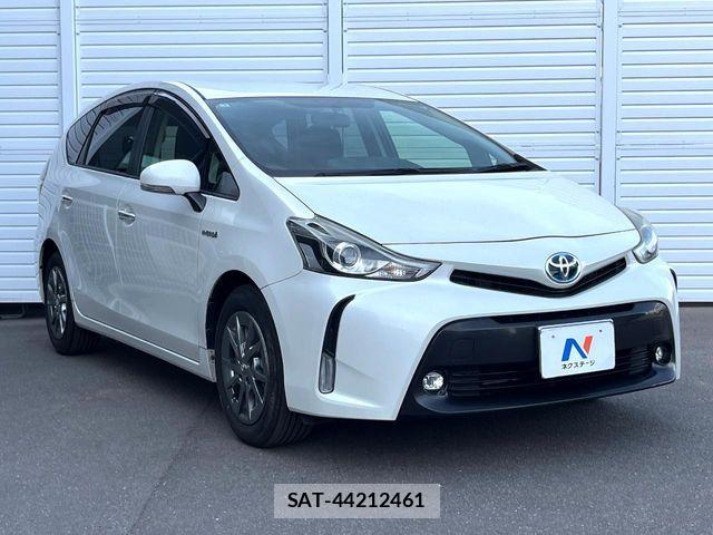 Toyota PRIUS ALPHA 2017-02 6911515-18