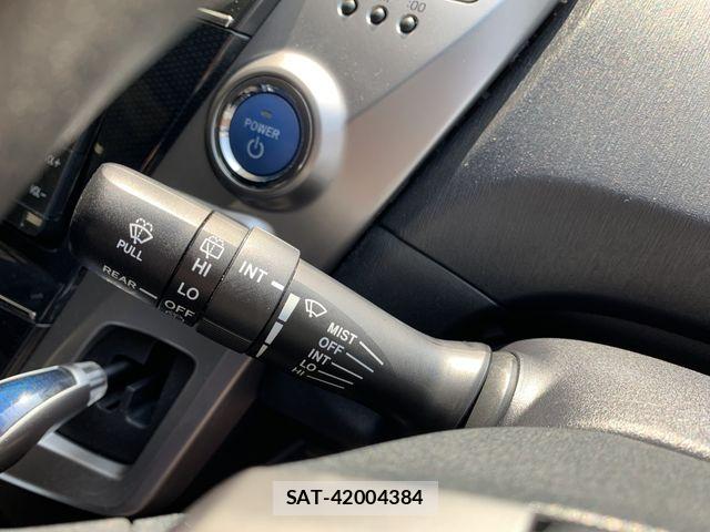 Toyota PRIUS ALPHA 2015-03 6911518-14