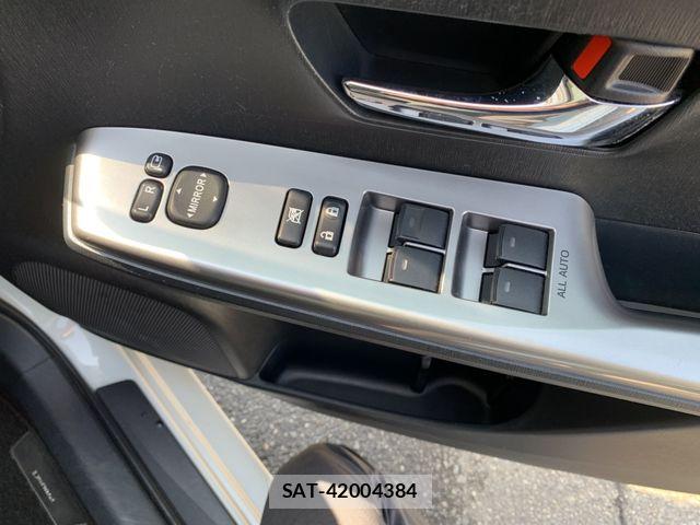 Toyota PRIUS ALPHA 2015-03 6911518-19