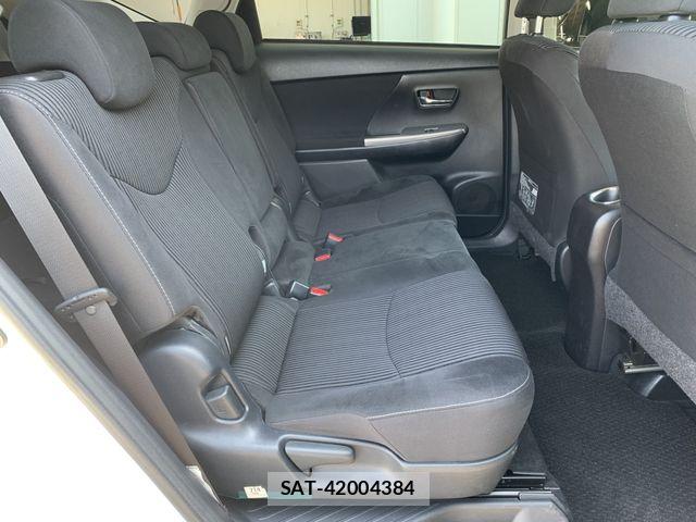 Toyota PRIUS ALPHA 2015-03 6911518-22