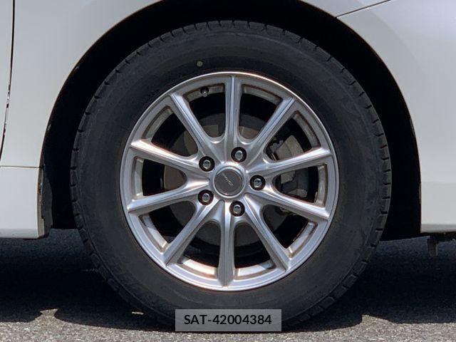Toyota PRIUS ALPHA 2015-03 6911518-29