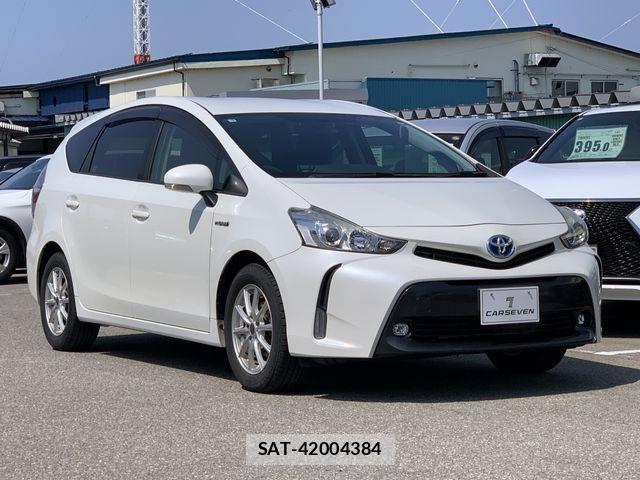 Toyota PRIUS ALPHA 2015-03 6911518-3