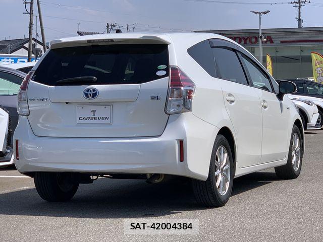 Toyota PRIUS ALPHA 2015-03 6911518-5