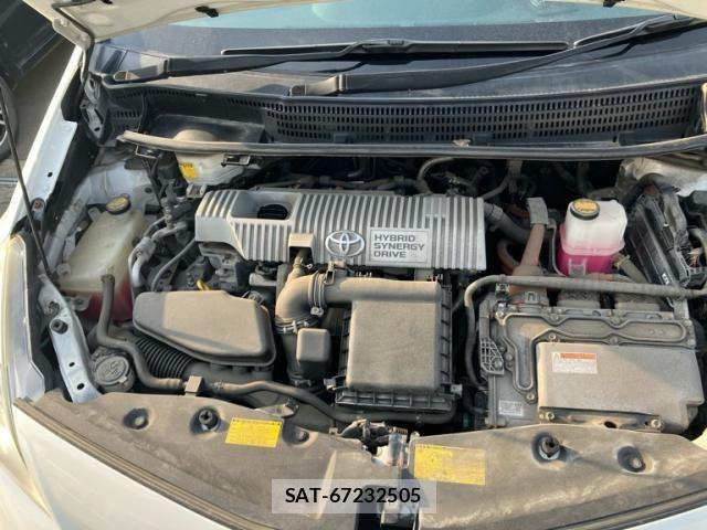 Toyota PRIUS ALPHA 2011-06 6911552-21