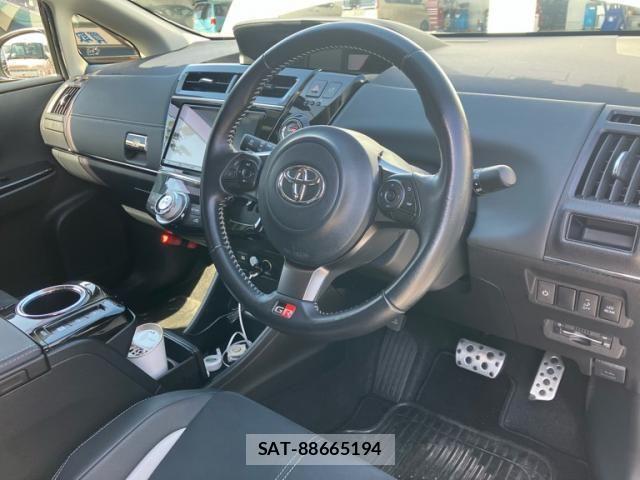 Toyota PRIUS ALPHA 2018-11 6903404-14