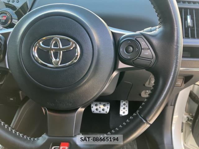 Toyota PRIUS ALPHA 2018-11 6903404-15