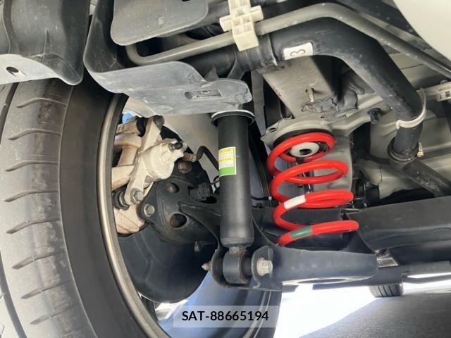 Toyota PRIUS ALPHA 2018-11 6903404-28