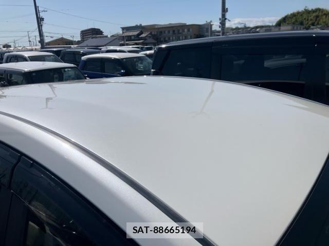 Toyota PRIUS ALPHA 2018-11 6903404-5