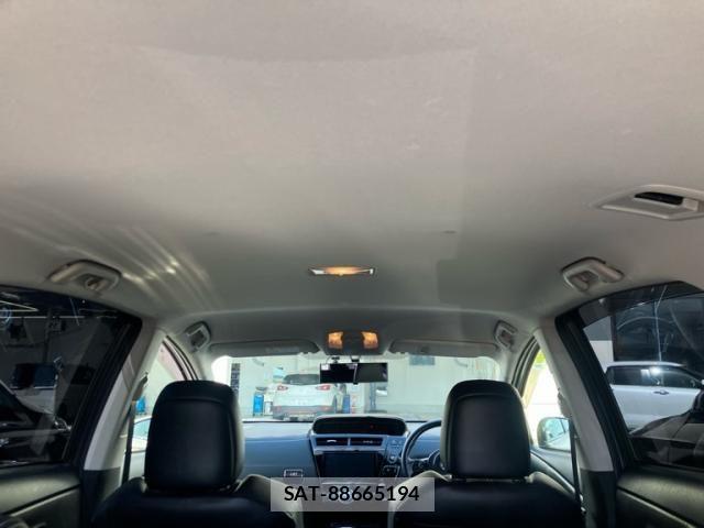 Toyota PRIUS ALPHA 2018-11 6903404-7