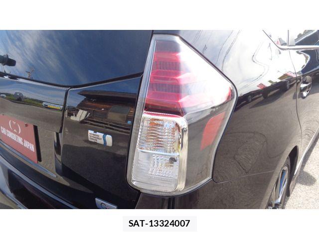 Toyota PRIUS ALPHA 2015-06 6997444-14