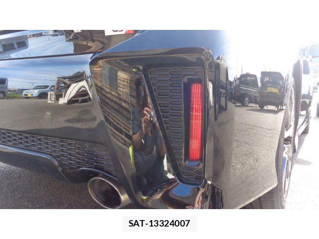 Toyota PRIUS ALPHA 2015-06 6997444-17