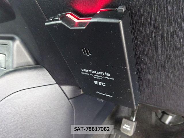 Toyota PRIUS ALPHA 2019-03 6997469-9