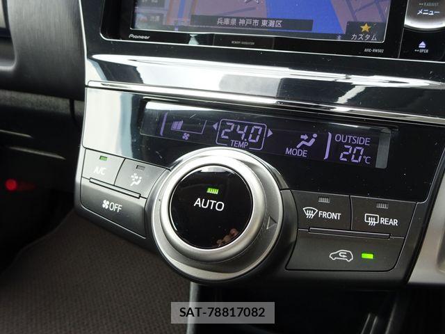 Toyota PRIUS ALPHA 2019-03 6997469-8