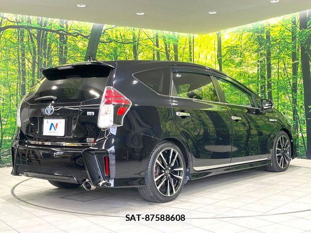 Toyota PRIUS ALPHA 2015-04 6997437-16
