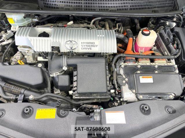 Toyota PRIUS ALPHA 2015-04 6997437-17
