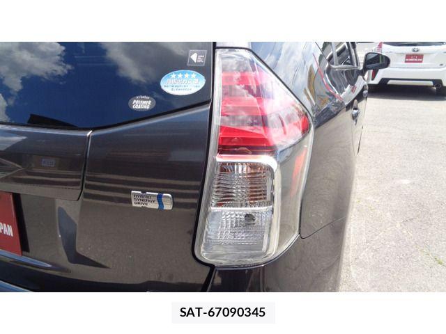 Toyota PRIUS ALPHA 2018-09 7021301-16