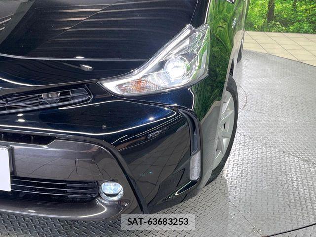 Toyota PRIUS ALPHA 2016-02 7021304-12