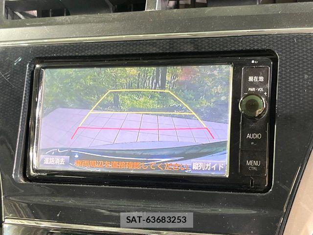Toyota PRIUS ALPHA 2016-02 7021304-3