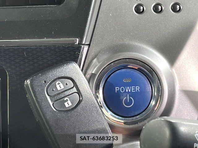 Toyota PRIUS ALPHA 2016-02 7021304-5