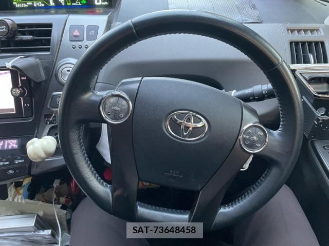 Toyota PRIUS ALPHA 2014-01 7021303-10