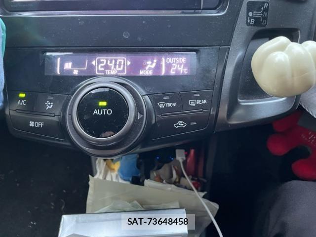 Toyota PRIUS ALPHA 2014-01 7021303-14