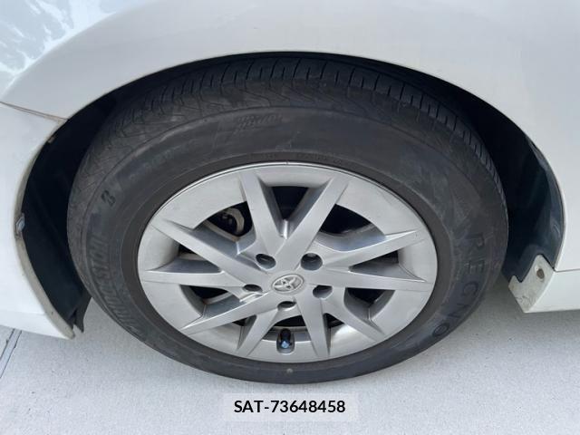 Toyota PRIUS ALPHA 2014-01 7021303-19
