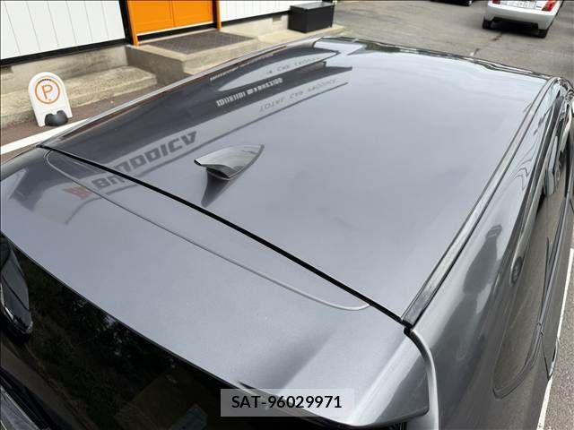 Toyota PRIUS ALPHA 2015-12 7060328-18
