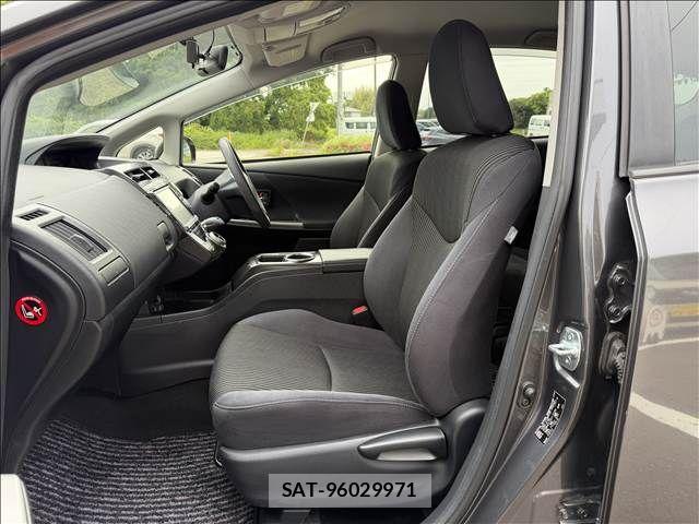 Toyota PRIUS ALPHA 2015-12 7060328-24