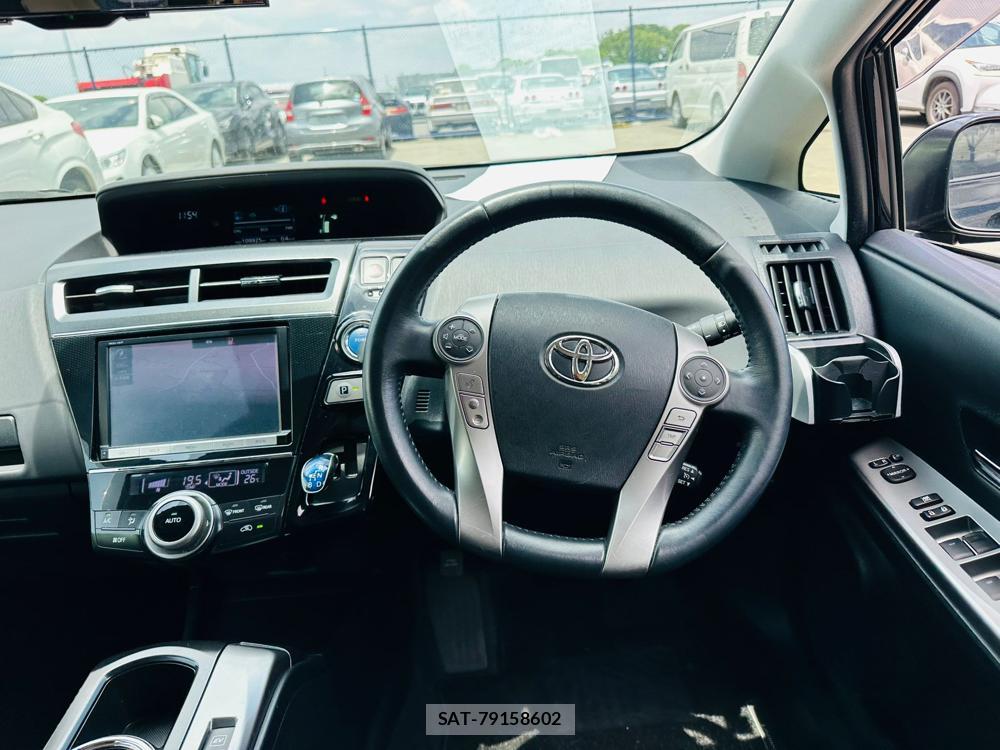 Toyota PRIUS ALPHA 2015-06 7051636-13