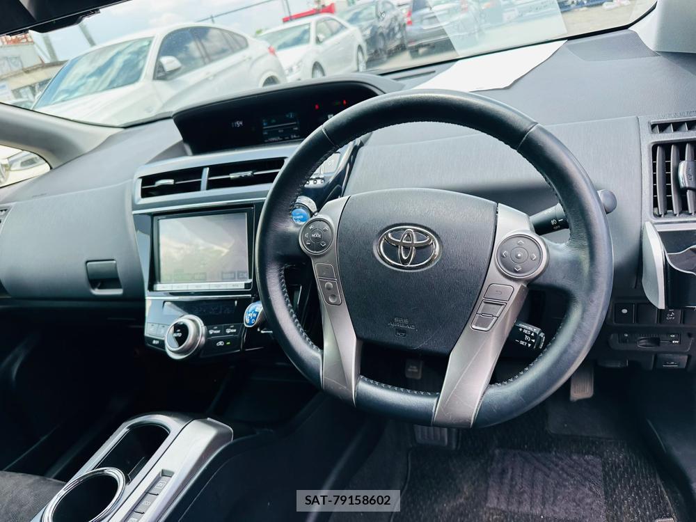 Toyota PRIUS ALPHA 2015-06 7051636-14