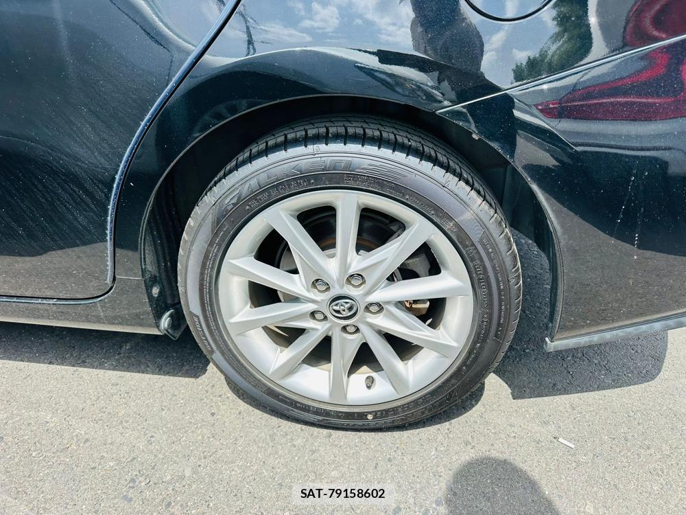 Toyota PRIUS ALPHA 2015-06 7051636-29