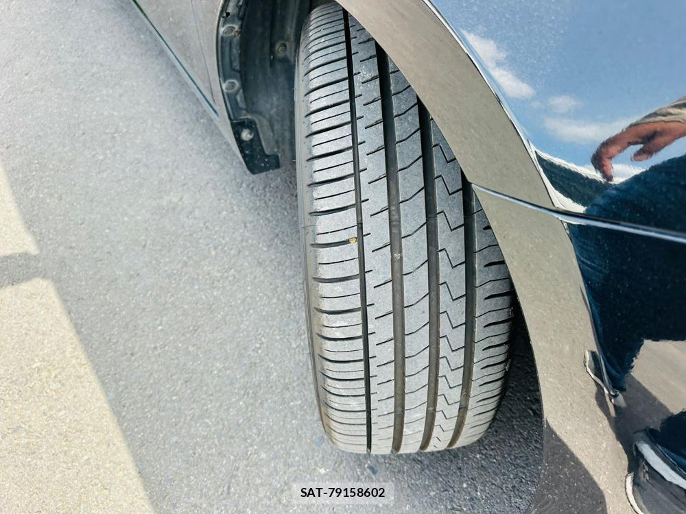 Toyota PRIUS ALPHA 2015-06 7051636-31