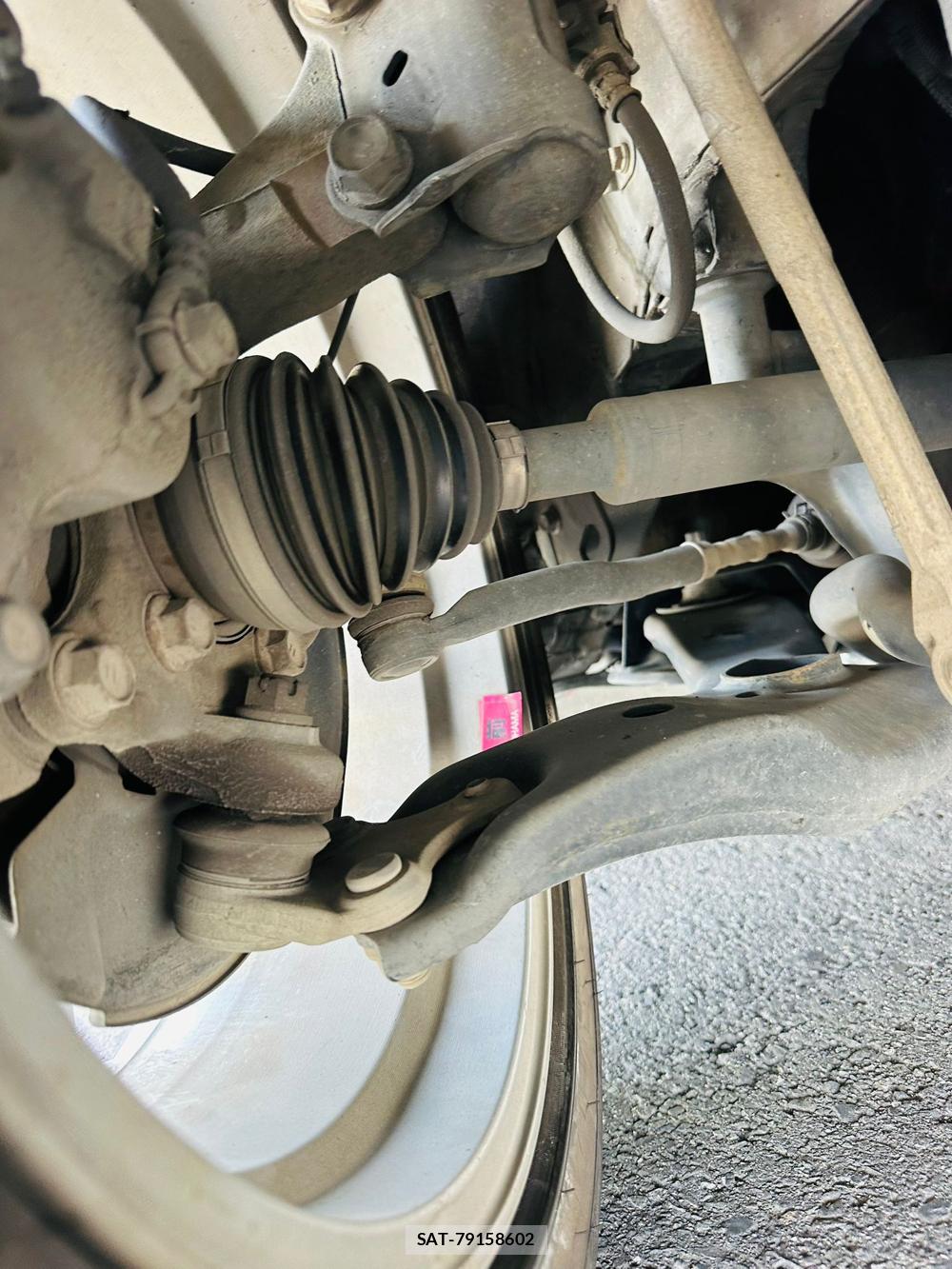 Toyota PRIUS ALPHA 2015-06 7051636-32