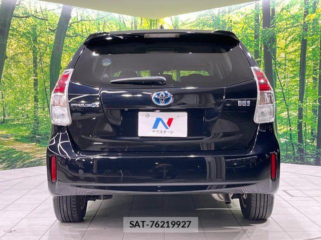 Toyota PRIUS ALPHA 2017-08 7060327-15